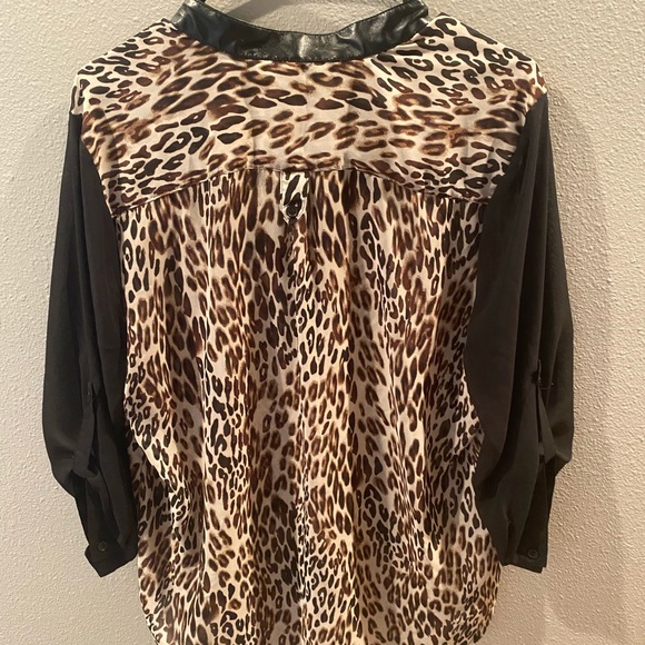 Leopard Blouse - Picture 2 of 2